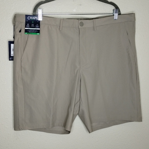 Chaps Golf Slim Fit Khaki Shorts Mens Size 40 - Picture 1 of 6
